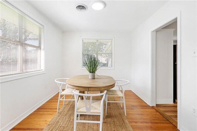 Photo - 513 W 13th Ave