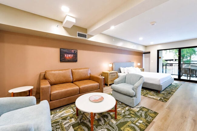 Building Photo - 4238 N Craftsman Ct Unit SI FL2-ID1558688P