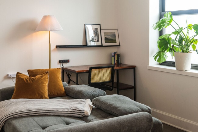 Photo - 758 N Broadway Unit SI ID1379068P