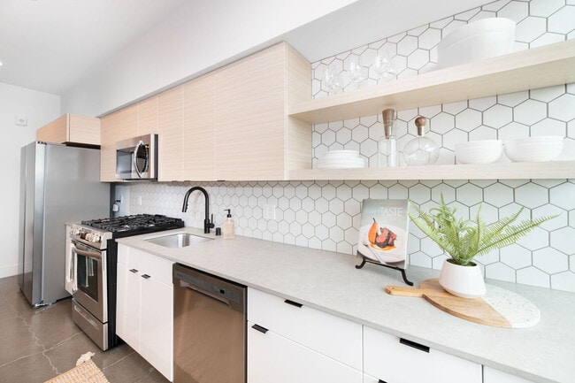 Photo - Angelo Tower