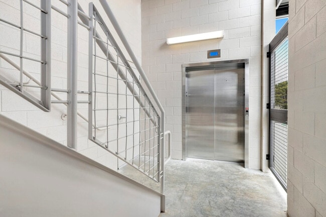 Photo - 10 Riordan Rd Unit ID1221877P