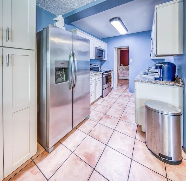 Photo - 622 10th Ave N