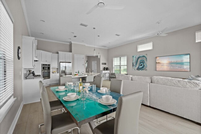 Photo - 834 Golden Bear Dr Unit ID1304296P