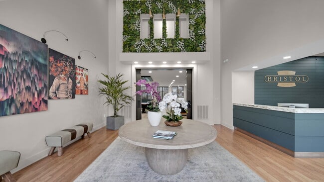 Photo - Bristol On Union Apartment Homes