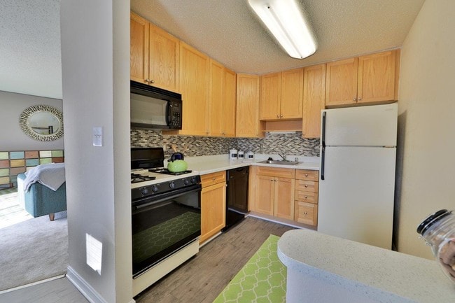 Photo - Seneca Bay Apartment Homes