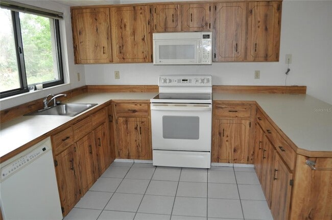 Photo - 127 Persimmon Dr