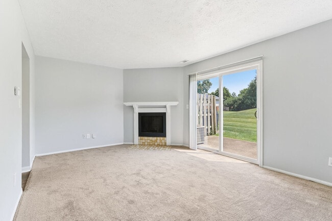 Photo - Castleton Manor Apartments