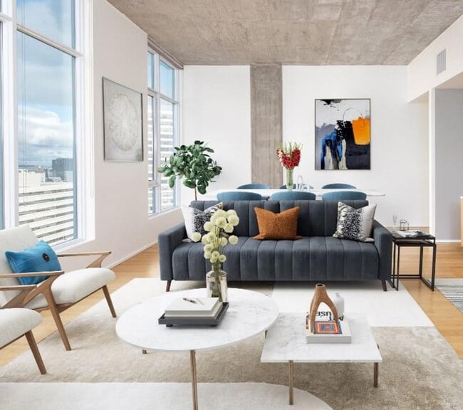 Building Photo - 1720 SW 4th Ave Unit ID1267699P