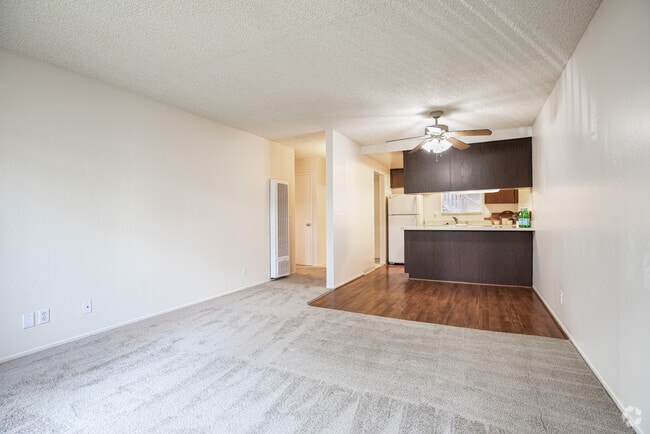 1BR, 1BA - 630SF - Casa Arroyo Apartments