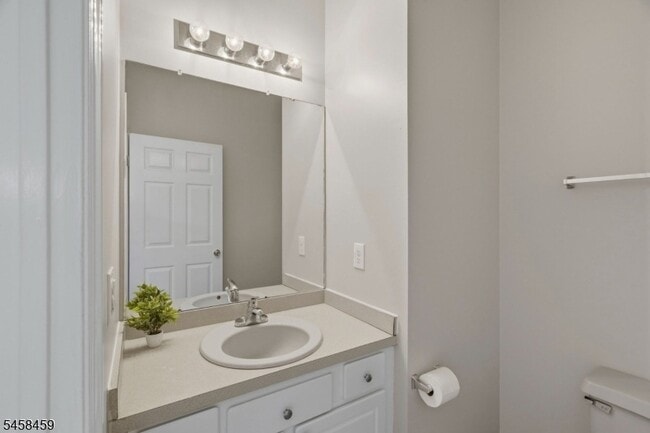 Photo - 13 Reins Ct