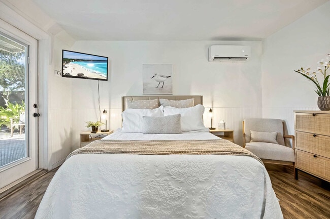 Photo - 105 NE 3rd St Unit ID1044485P