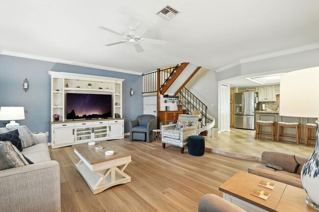 Building Photo - 27581 Hacienda E Blvd Unit FL1-ID1256822P