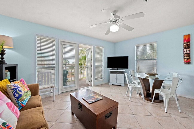Building Photo - 3191 Scenic Hwy 98 Unit SI FL2-ID1627181P