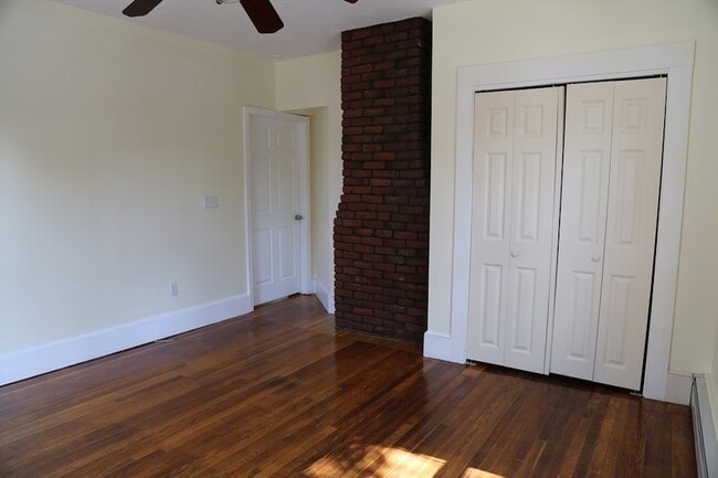 Photo - 130 Ash St Unit 1