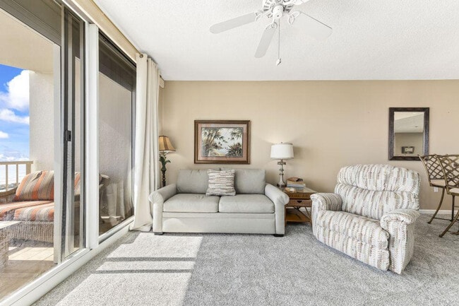 Building Photo - 527 Beach Club Trail Unit ID1268063P