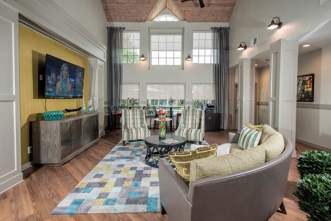 Photo - The Reserve at Capital Center