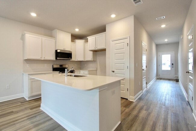 Photo - 323 Callie Dr