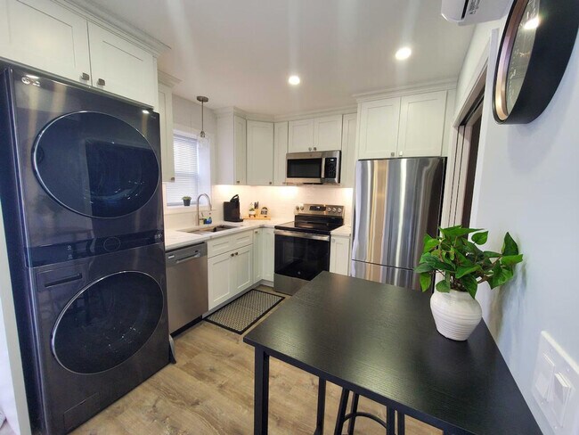 Photo - 1111 Atwells Ave Unit SI ID1373622P