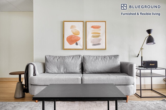 Photo - 10 Centre St Unit FL5-ID570