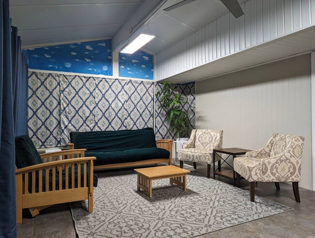 Building Photo - 1303 Colony Dr Unit ID1345546P