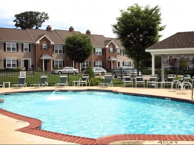 Building Photo - Highlands at Warwick