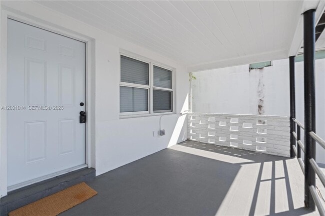 Photo - 2240 SW 16th Ct Unit U