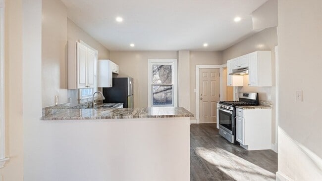 Photo - 32 Robinson St Unit 1