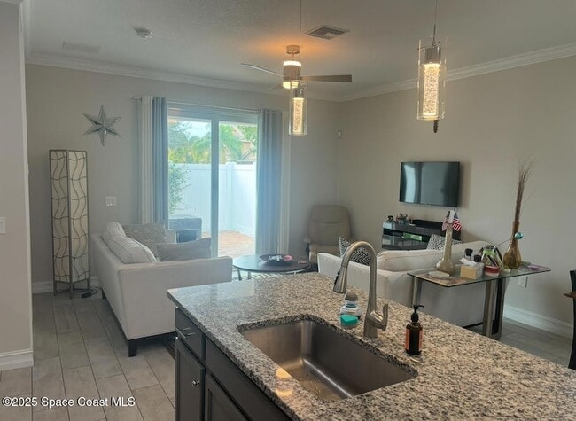 Photo - 1805 Noel Pl