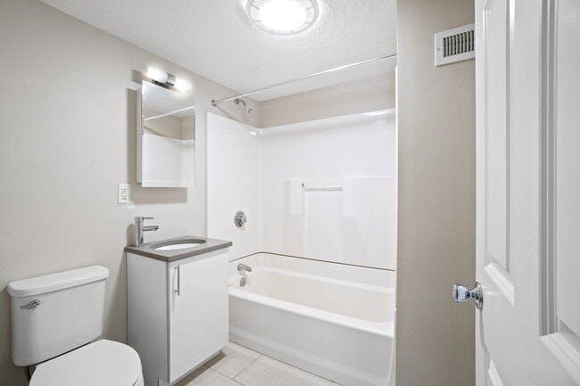 Photo - Charles Landing