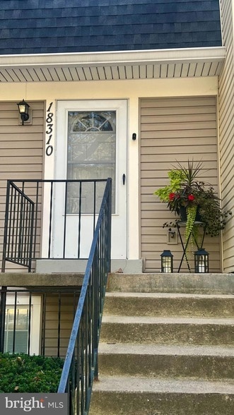 Photo - 18310 Timko Ln