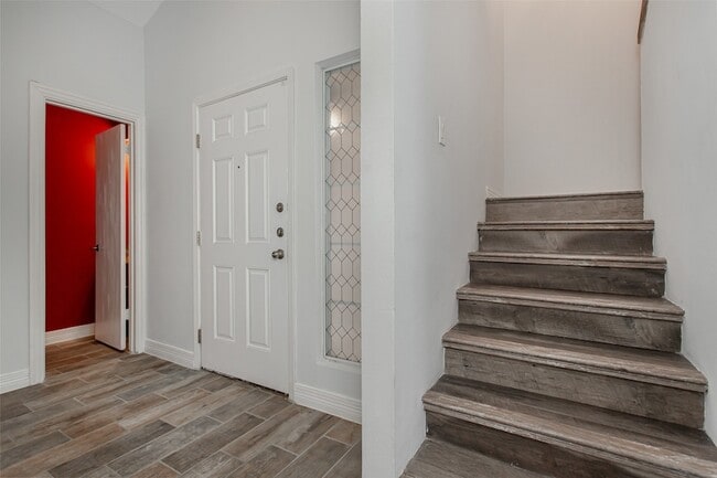 Photo - 13109 Burninglog Ln