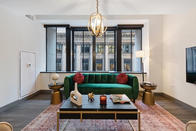 Photo - 29 S LaSalle St Unit ID1029598P