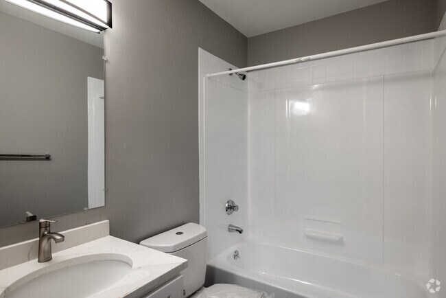 2BR, 2BA - 1,033SF - Second Bathroom - Forest Glen Apartments and Townhomes