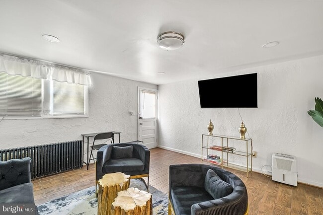 Photo - 807 Houston Ave