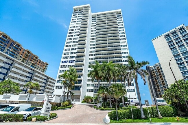 Photo - 3140 S Ocean Dr Unit 201