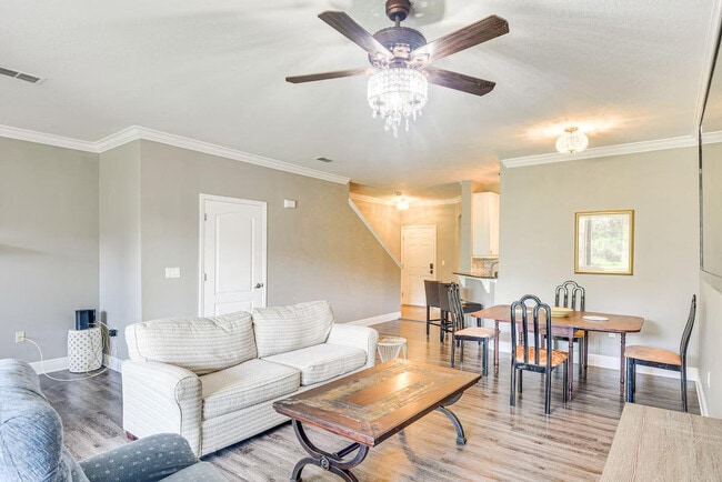 Building Photo - 25 Riverview Bend N Unit SI ID1386172P