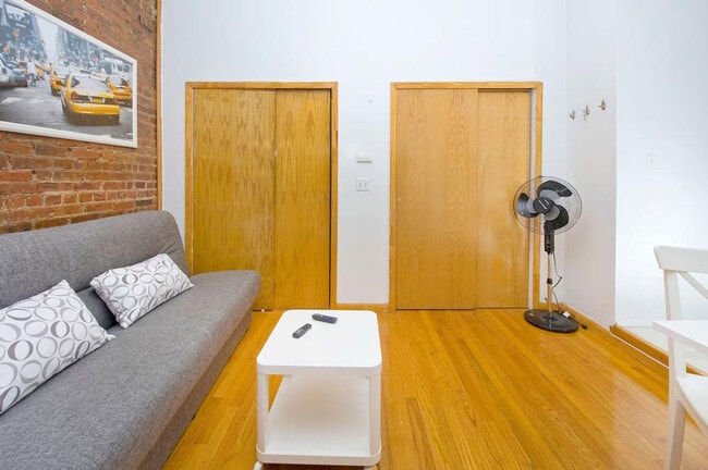 Building Photo - 135 E 94th St Unit ID1032057P