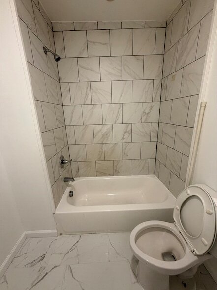 Photo - 74 W 7th St Unit 2