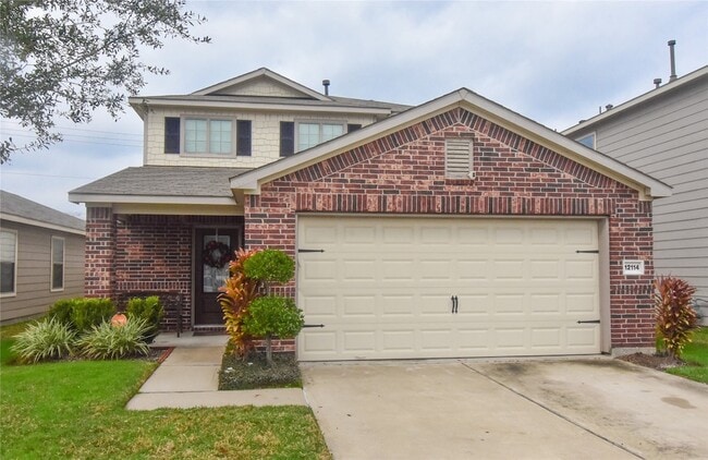Photo - 12114 Helvick Cres Ave