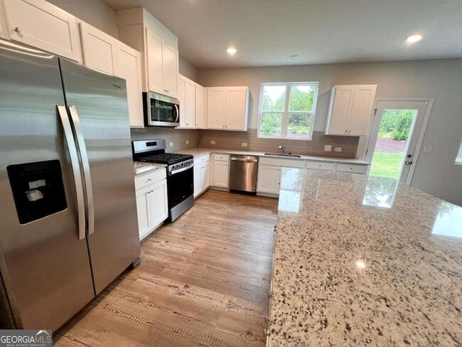 Photo - 250 Pt Pl Dr