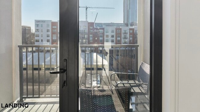 Photo - 1007 S Mint St Unit 728