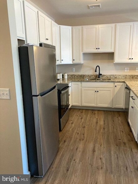 Photo - 376 E Main St