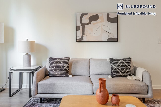 Photo - 34 Union Square Unit FL2-ID1904