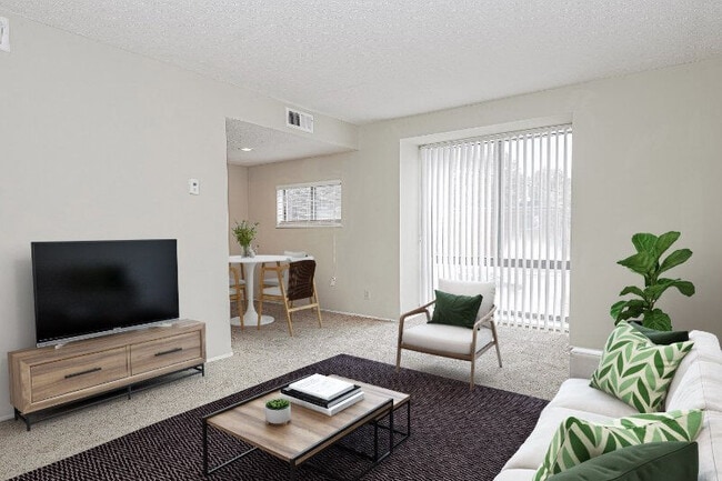 Photo - Courtyard Apartments