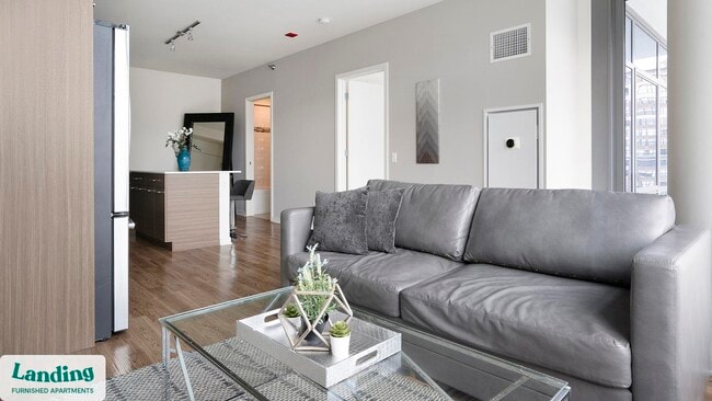 Photo - 347 W Chestnut St Unit 711.1404627