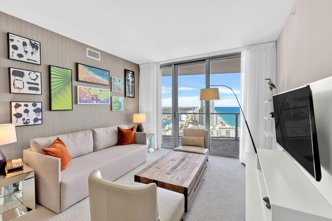 Building Photo - 4011 S Ocean Dr Unit FL30-ID1049805P