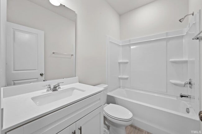 Photo - 414 Odham Ln