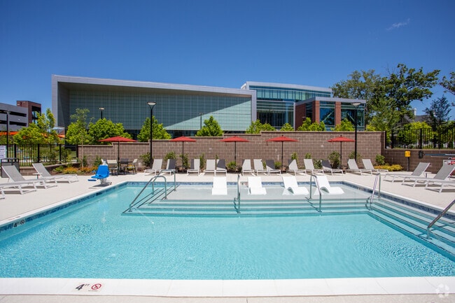 Pool - Centro at Pine Nash