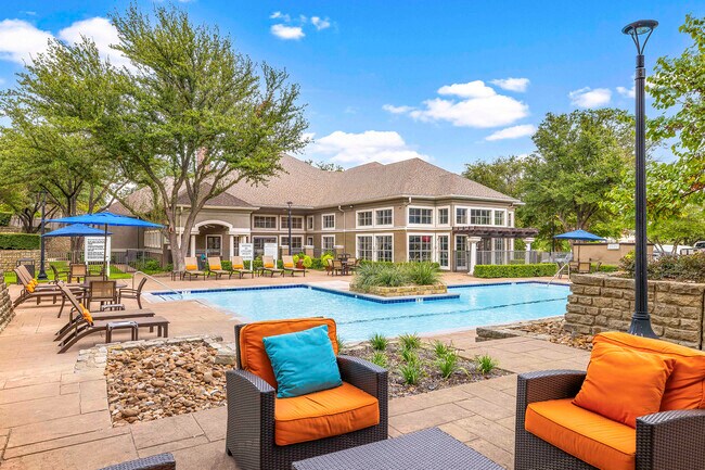 Photo - MAA Valley Ranch