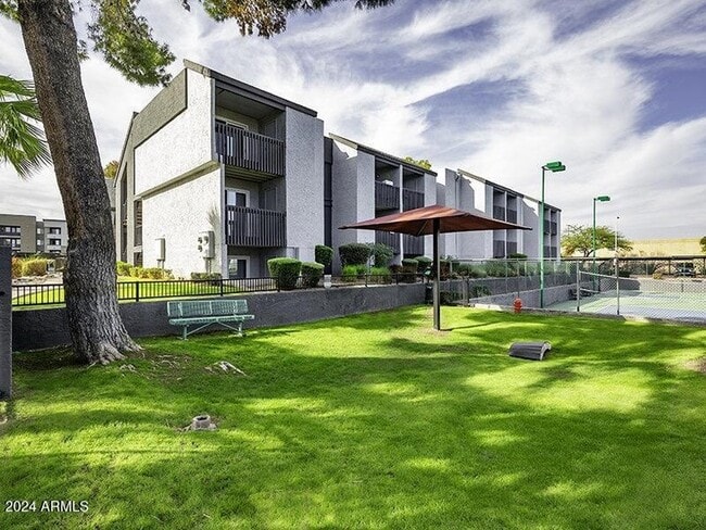 Photo - 1651 S Dobson Rd